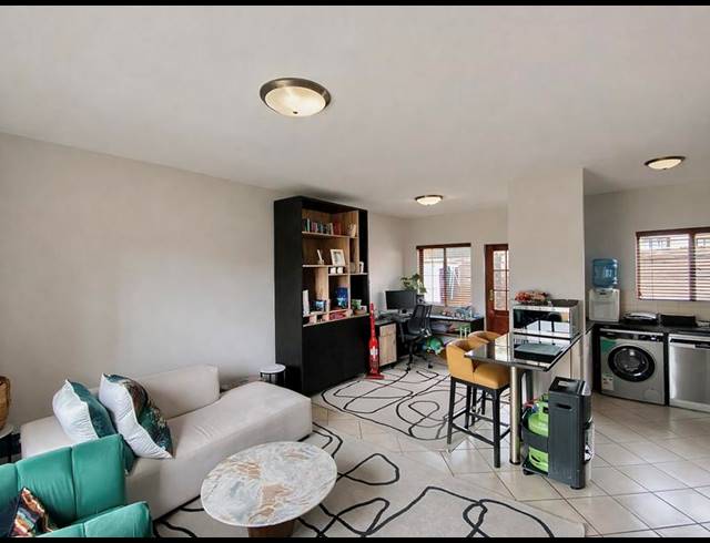 2 BEDROOM TOWNHOUSE FOR SALE IN NOORDWYK